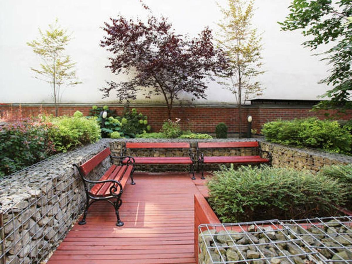 Downtown Garden Isle In Urban Style-Free Parking Διαμέρισμα Βουδαπέστη Εξωτερικό φωτογραφία